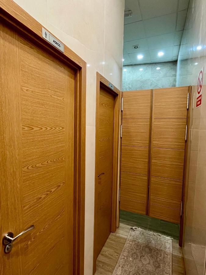 Velvet Hostel Мадрид Экстерьер фото